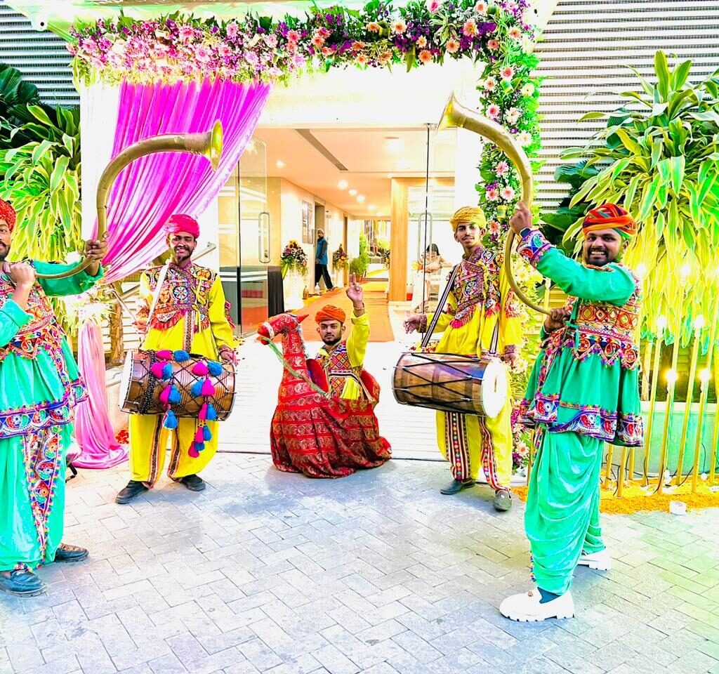 b4d78f37-85a5-4997-a80e-20d708a6ef46